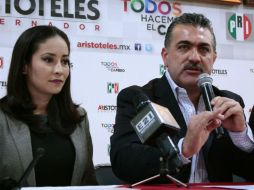 Hugo Contreras rindió protesta como dirigente estatal del tricolor y María de los Ángeles Arredondo como secretaria general. ARCHIVO /