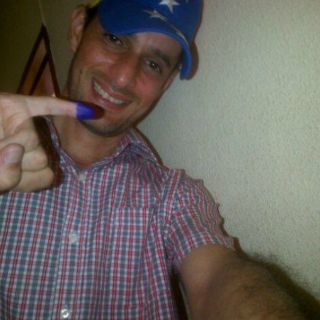 Maduro y Capriles llaman a electores a través de la red