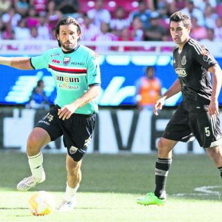 El ''Maestro'' Galindo se encomienda a un milagro