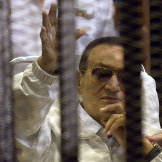 Mubarak, liberado en una causa, pero seguirá preso por otra