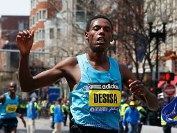 Lelisa Desisa es el cuarto etíope en ganar la competencia de hombres. AFP /