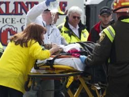 Este lunes, al menos dos personas murieron y algunos más resultaron heridos luego de las explosiones en Boston. AP /