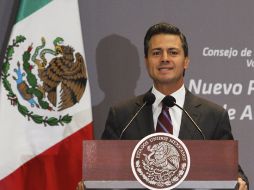 Peña Nieto dice que lo más importante de su política es el privilegio del uso de la inteligencia por encima de la fuerza. ARCHIVO /
