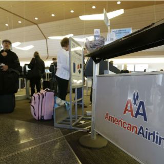 American Airlines paraliza sus vuelos por problemas informáticos