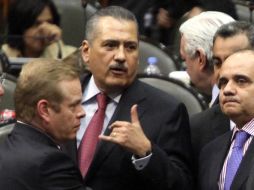 Manlio Fabio Beltrones indica estar atento a escuchar las propuestas de la Auditoría para mejorar la transparencia. SUN /