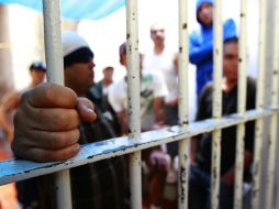 Narcos y policías se abaten a tiros en la cárcel municipal, esto como parte de la filmación de la serie ''El Señor de Los Cielos''. ARCHIVO /