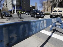 Autoridades estadunidenses niegan la detención de un sospechoso del atentado ocurrido en Boston. AP /