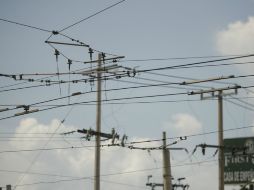 Expertos señalan como viable utilizar cableado de aluminio para con esto prevenir el robo del material conductor. ARCHIVO /