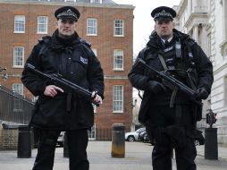 Los servicios de seguridad están al pendiente de lo que suceda antes, durante y después de la competencia. EFE /