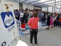 Tras las denuncias, el SIAPA desiste de seguir contratando a personas bajo este esquema laboral. ARCHIVO /