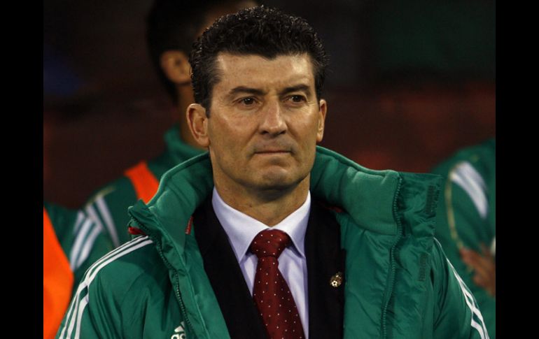 José Manuel de la Torre espera salir de la racha de empates del Tri pronto. EFE /