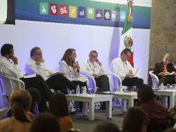 Participantes en el panel de Migración Internacional buscan que se deje de ver al migrante como un ''delincuente''. ARCHIVO /