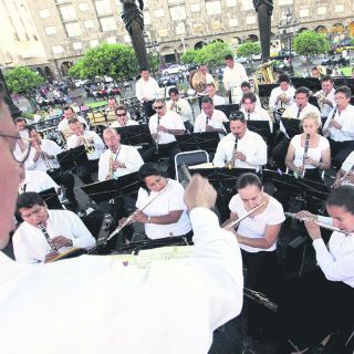 La Banda del Estado festeja 124 años, en el Degollado