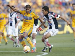 Los goles del encuentro son conseguidos por Carlos Salcido a los 23 y 87 minutos y Lucas Lobos a los 41. MEXSPORT /