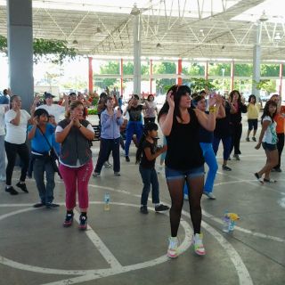 Guadalajara baila en San Jacinto