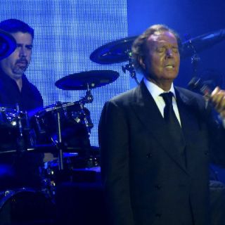 Beijing se rinde ante Julio Iglesias