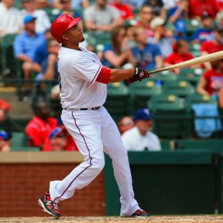 Los Vigilantes apalean a los Marineros