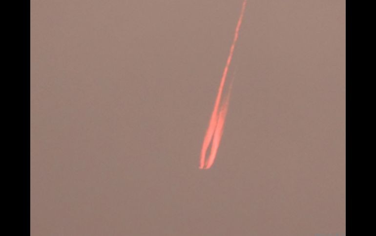 La imagen del supuesto meteórito comienza a propagarse con fuerza en la red. ESPECIAL TWITTER  /