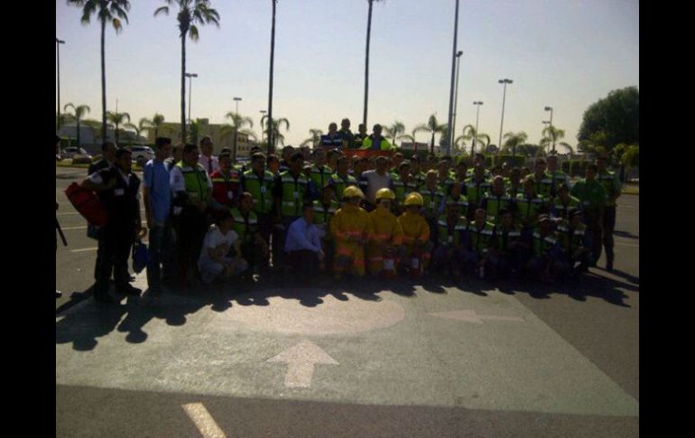 Ésta es la segunda ocasión que se organiza un simulacro en Plaza Galerías.  /