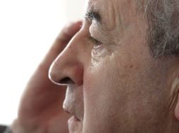 Además de su actividad como literato, John Banville, que trabajó como periodista, es también un crítico literario. EFE /