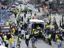 Aspecto de las labores de rescate tras las explosiones. ARCHIVO /