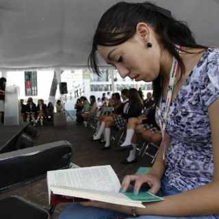 Cae 10% cifra de lectores mexicanos