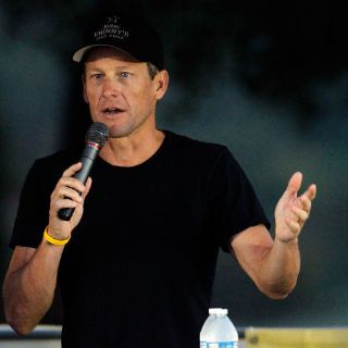 EU presenta formalmente demanda contra Armstrong