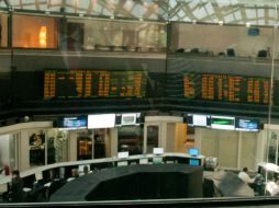 Luego de tres jornadas consecutivas de incremento, la BMV cierra con 1.90 por ciento menos. ARCHIVO /