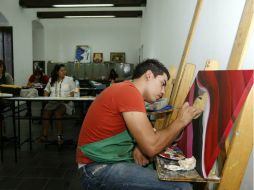 Los alumnos de la licenciatura en Artes de la SC deberán esperar a que termine el diagnóstico. ARCHIVO /