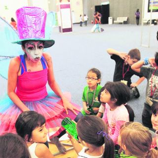 Con circo y batucada, comienza Papirolas