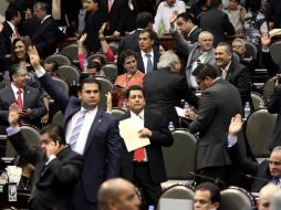 Diputados señalan que la reforma va más allá de la propuesta planteada por Andrés Manuel López Obrador. SUN /