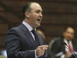 Luis Alberto Villarreal reitera que el lunes evaluarán su permanencia en el Pacto por México. ARCHIVO /