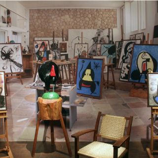 Mayor retrospectiva de Miró debuta en Moscú