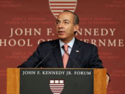 El ex Presidente de México, Felipe Calderón Hinojosa, habla sobre el Pacto por Mexico y el gobierno de Peña Nieto. ARCHIVO /