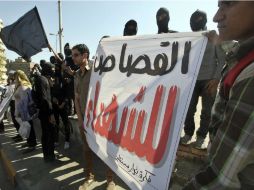 Los incidentes dejan ocho heridos y 11 detenidos. EFE /