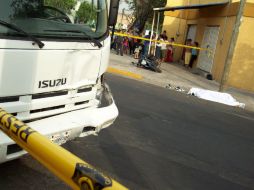 La identidad del motociclista se desconoce.  /