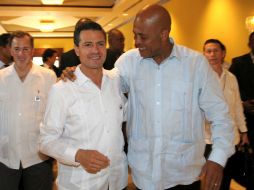 El Presidente Enrique Peña Nieto se reunió con el mandatario de Haití, Michel Joseph Martelly, durante su gira de trabajo. AFP /