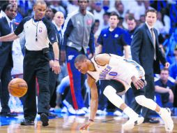 Westbrook se lastimó el miércoles en el segundo partido de la serie contra Houston, y hasta ayer se confirmó la gravedad de su lesión. AP /