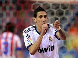 Ángel Di María festeja luego de anotar recordando a su hijo recién nacido. AFP /