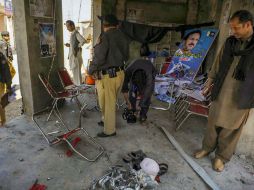 Uno de los ataques consistió en una explosión en la oficina del candidato  Nasir Khan Afridi, quien no se encontraba en el lugar. EFE /