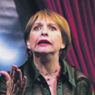 Raquel Pankowsky ''se estaciona'' en el teatro