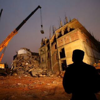 Concluyen labores de rescate en edificio colapsado en Bangladesh