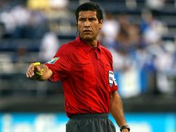 El costarricense Walter Quesada es uno de los elegidos para conducir los partidos de México. ARCHIVO /