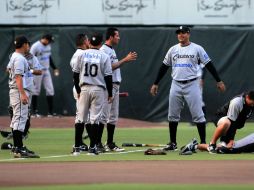 Guerreros de Oaxaca ya le pisan los talones al club ''cetáceo'', al acumular una marca de 18-14. ARCHIVO /