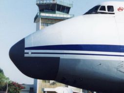 Ni el avión ni los pasajeros rusos que viajaban con destino a la ciudad rusa de Kazán sufrieron daño alguno. ARCHIVO /