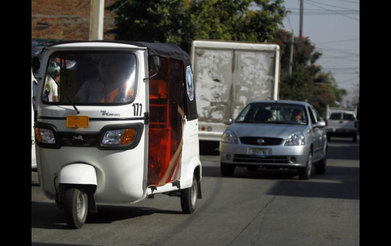 Arana Arana explica que el aumento de mototaxis comenzó desde el año 2007. ARCHIVO /