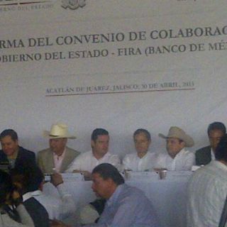 Buscan duplicar crédito para agricultores