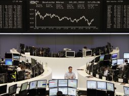Las bolsas de valores europeas se mantuvieron cerradas con motivo del Día del Trabajo. ARCHIVO /