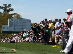El campo de Tianjin verá otro niño iniciarse en el golf. AFP /