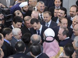 El presidente sirio, Bashar al Assad, hizo una rara aparición pública con motivo del Día Internacional de los Trabajadores. ARCHIVO /